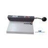 PERFORADORA MANUAL DE PALANCA, PARA PLACAS POLIESTER, MARCA ENCO PLATE, REALIZA HASTA 25 PERFORACIONES POR BAJADA EN 30 CMS, O 1